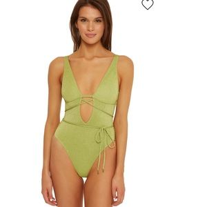 NWT! Isabella Rose Marseille one piece swimsuit Small